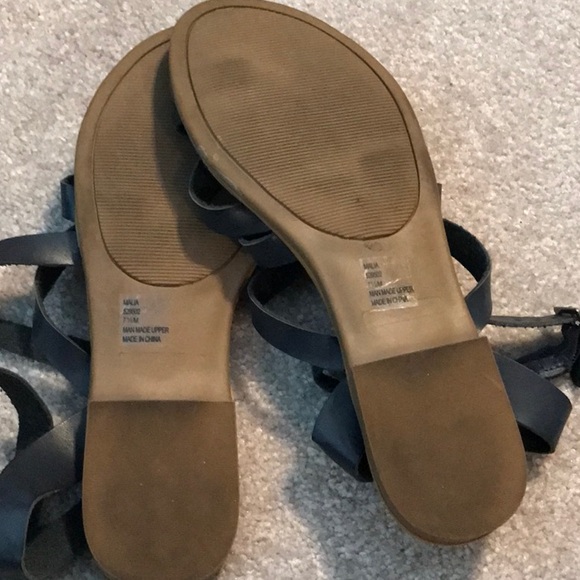 Malia Rampage Sandals - Picture 3 of 5